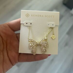 Kendra Scott Gold Bow with pearls Necklace